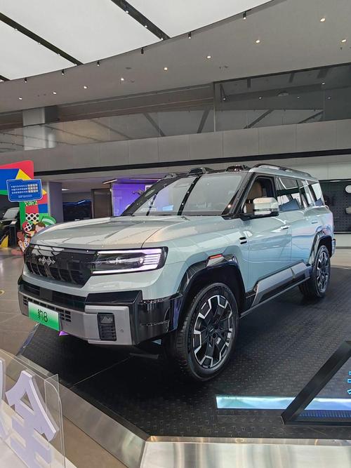 东莞284比亚迪方程豹硬派越野的爆款，英菲尼迪35周年与你共成长